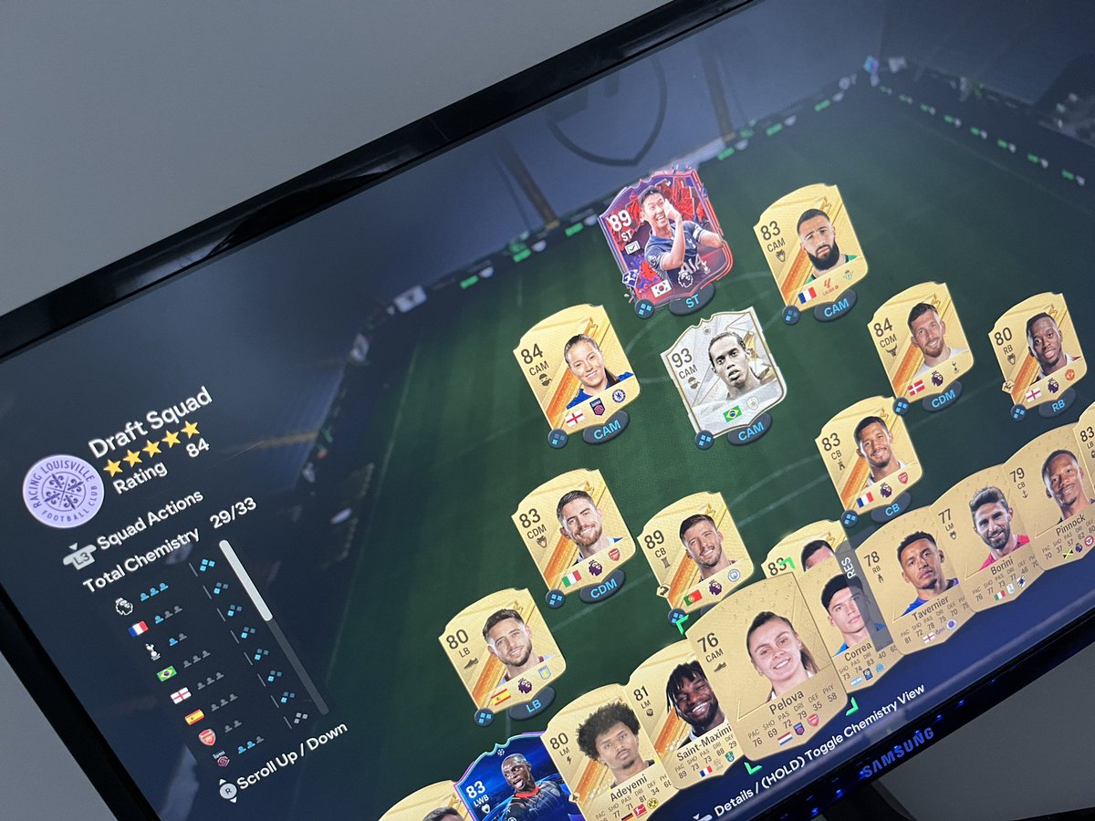 dk23fifa's tweet photo. @NepentheZ ICONS IN DRAFT!!! https://t.co/oLdKdaMM1O