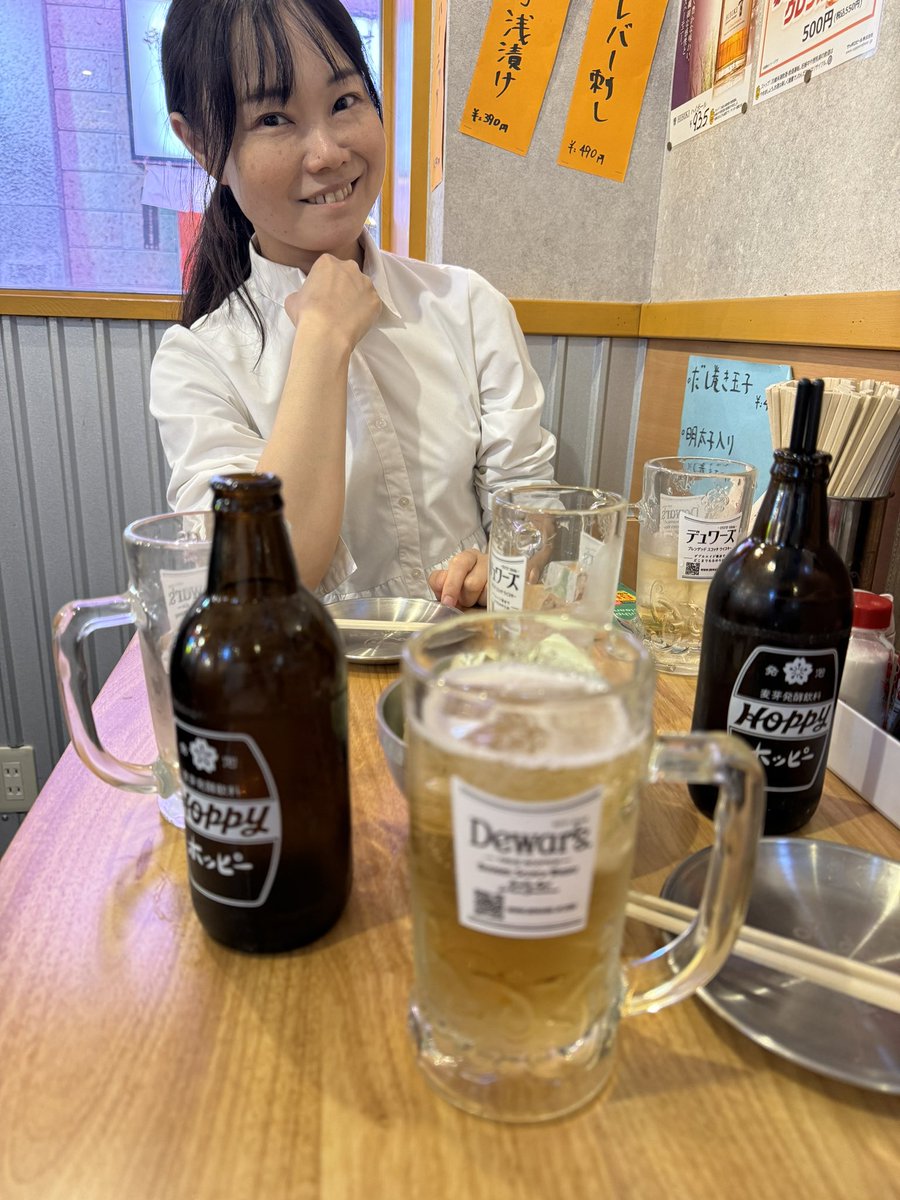 willies_cb's tweet photo. MUSEカルテットツアー絶好調！
水戸公演のお客さまにも「エボちゃん」大人気！
ご注文もいただきました！
明日はいよいよ千秋楽横浜公演。フィリアホールでお待ちしてます！

☆「エボちゃん」の命名は清水真弓さん💮

今夜は歌舞伎町泊。久しぶりに新規開拓🐖 https://t.co/gdfJI7zOy4