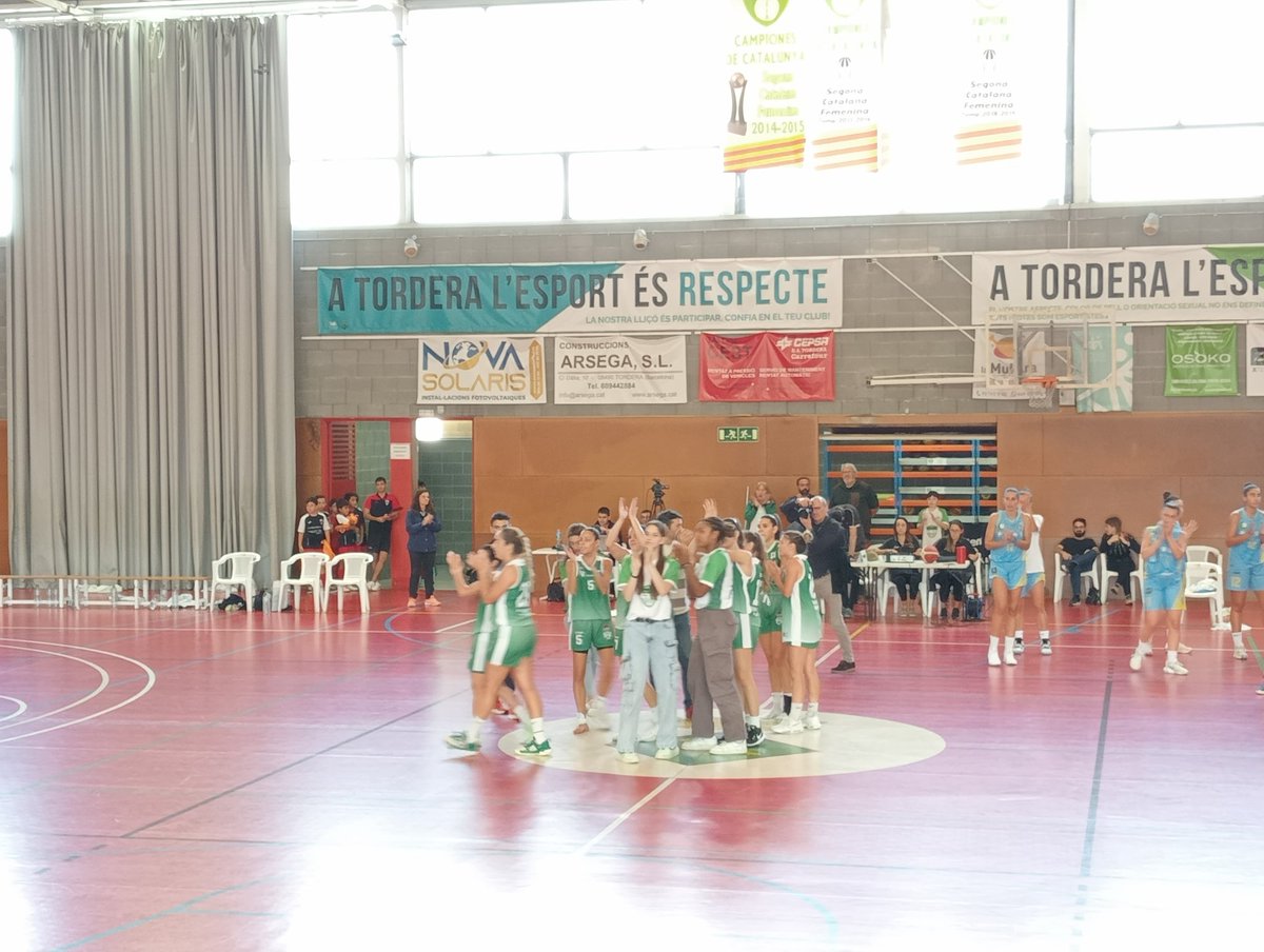 girUNIns🏀🎗 tweet media