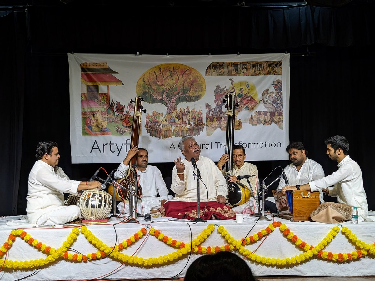 tckamdar's tweet photo. Pandit Dr Venkatesh Kumar in concert at Indian Institute of World Culture in Bengaluru. Khayal in Rag Gorakh Kalyan followed by Rag Bihag. Outstanding performance as always. https://t.co/D3WqzKhP1V