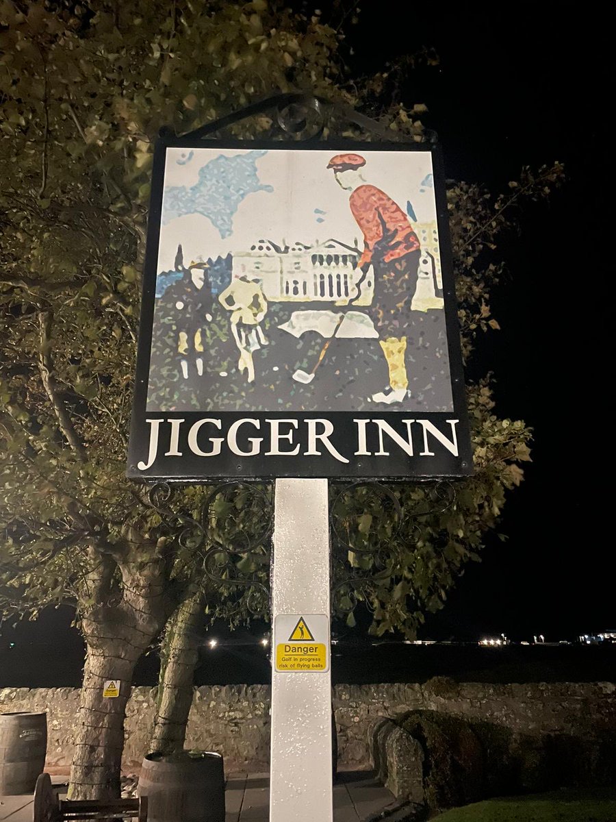 What’s the most famous pub in #Golf? 

I feel it has to be this place! 

#StAndrewsGolf #GolfPubs