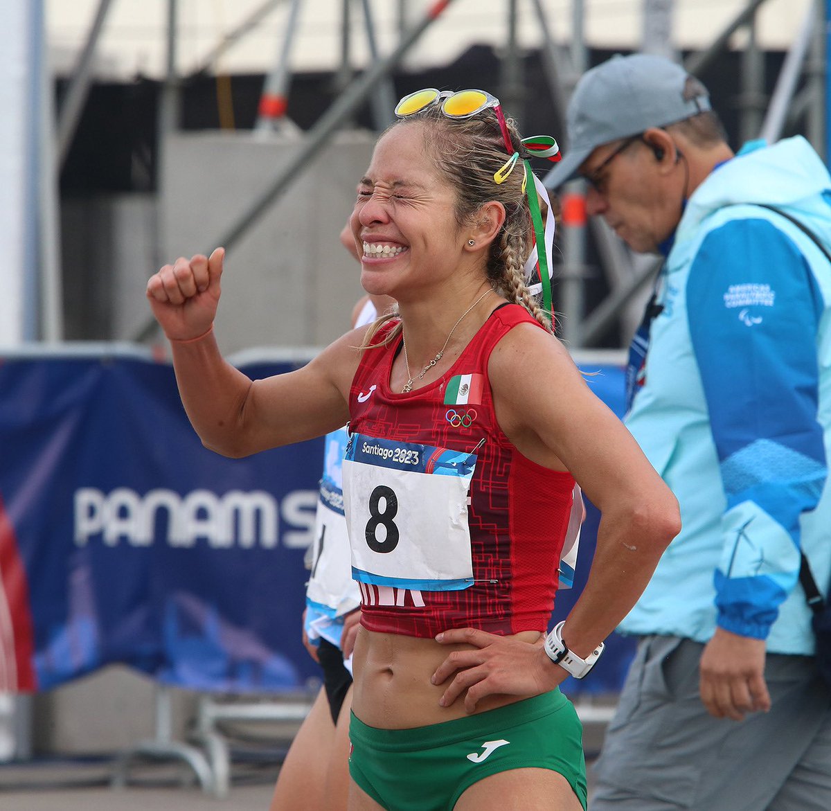 🥇🇲🇽 𝗢𝗥𝗢 MEXICANO
⏱ 𝗥É𝗖𝗢𝗥𝗗 PANAMERICANO

La deportista nacional, Citlali Cristian, logra primer lugar en prueba de Maratón en #Santiago2023 y establece marca panamericana con tiempo de 2:27.12; se preparó en el CNAR de la CONADE. Risper Biyaki cerró en 6to con 2:32.13.