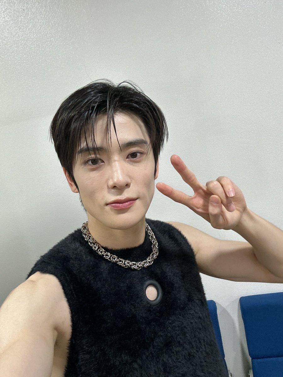 106FILES's tweet photo. #JAEHYUN 💭 https://t.co/vcc5RnJk1Q
