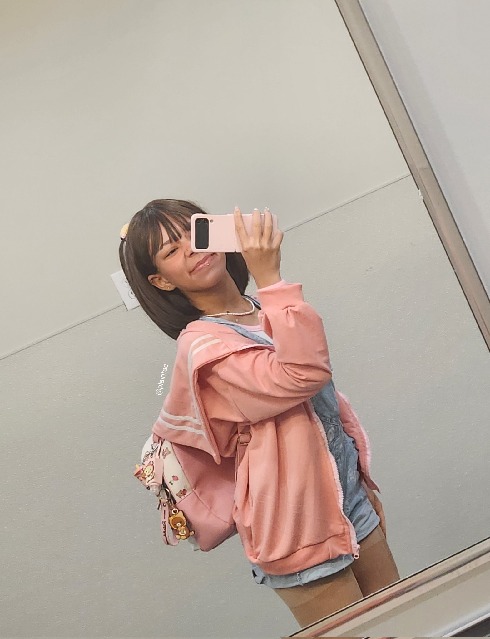 𝐂𝐡𝐢𝐩𝐩𝐲 クマ 猫 on X: It feels like a while i havent made the time to  be me ♡ i feel cute here t.co8mhejZPzCM  X