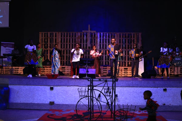 ucf_kampala's tweet photo. Many battles, Many struggles
But God has been there for me
Fighting for me, Winning for me
He has never lost a fight
#AfricanSunday #SundayService #7ForJesus https://t.co/FRY4cmSwpD