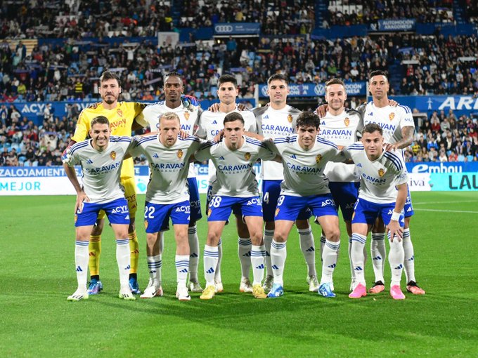 GradaBpro's tweet photo. La doble cara del @RealZaragoza 

De la jornada 1 a la jornada 6:
➤ 16 puntos de 18 posibles.
➤ GF: 10
➤ GC:2

De la jornada 7 a la jornada 12:
➤ 4 puntos de 18 posibles.
➤ GF: 5
➤ GC: 9

🗣️Ni antes iban a subir en septiembre, ni ahora van a dejar de ser candidatos en octubre.