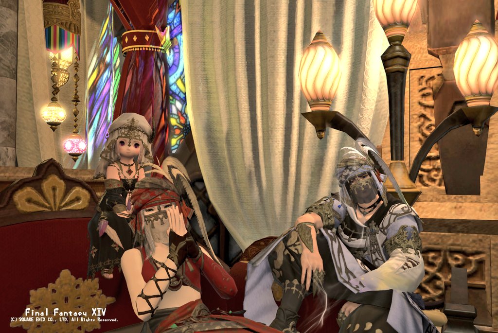 Elga_enjoy_game's tweet photo. しぇりーちゃんのスタジオにお邪魔しました❤︎
アラビアンな雰囲気で装飾がゴージャス✨
しぇりーちゃん、一緒に撮れて嬉しかったよ🍀
#FF14 #studio_Capretta https://t.co/47VXH3oVhG