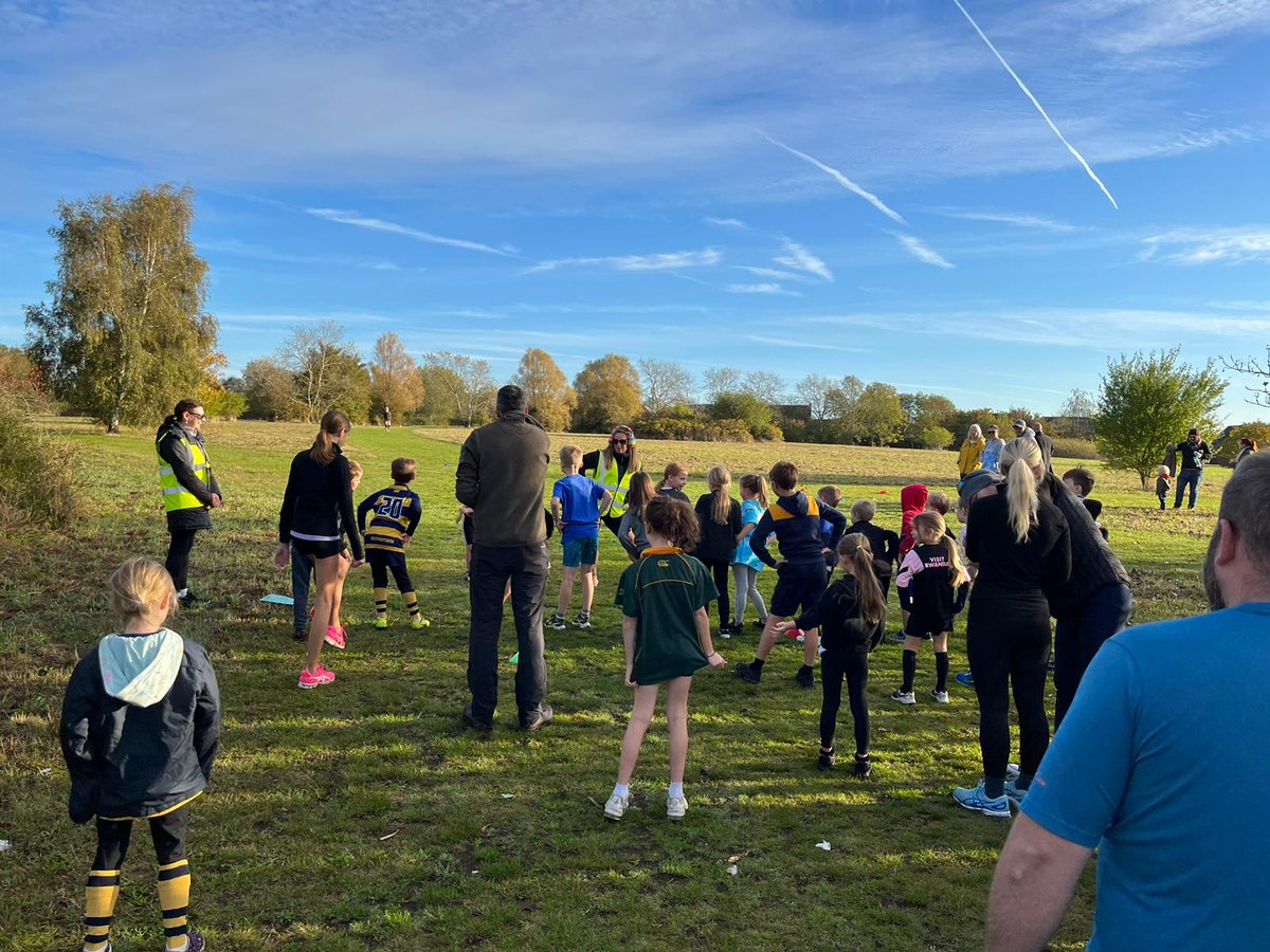 Event Number 7️⃣5️⃣ - 22/10/23

The rain stayed away this morning! 
Well done to our juniors who completed the  course this week 😃

🏆 3️⃣4️⃣ Finishers! 
🦺 1️⃣8️⃣ High Viz Hero Volunteers! 
🥳 4️⃣ PB's!
🌳 2️⃣ First Timers!
🎖 1️⃣  Milestone!

#lovejuniorparkrun #parkrun