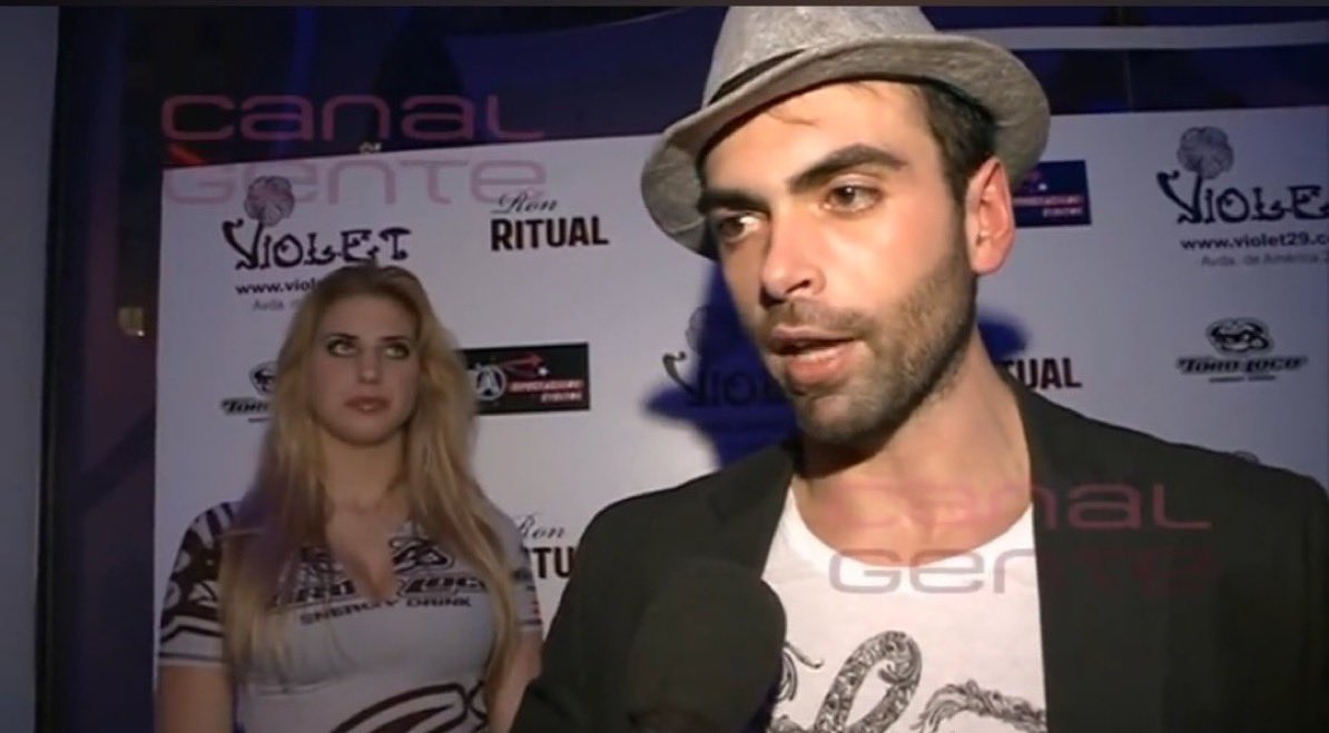 TodoSalseos's tweet image. Uy! Que Zeus y Susana se conocen desde hace 10 años… 

Qué casualidad,no? Bueno no, en TV nada es casualidad 🫢 | fotos de @Nsdimeetu | #GHVIP210 #GHVIP22O #GHVIP220