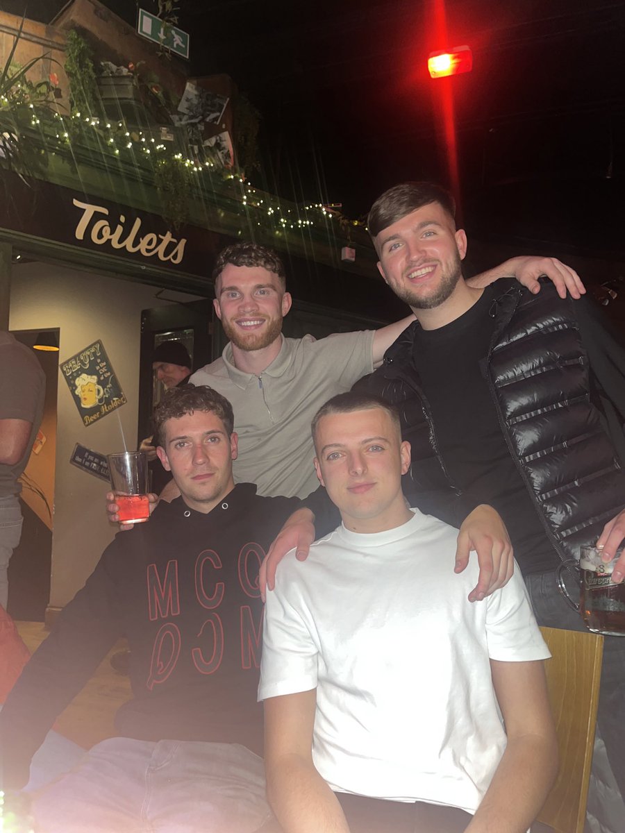 Sam Melville tweet media