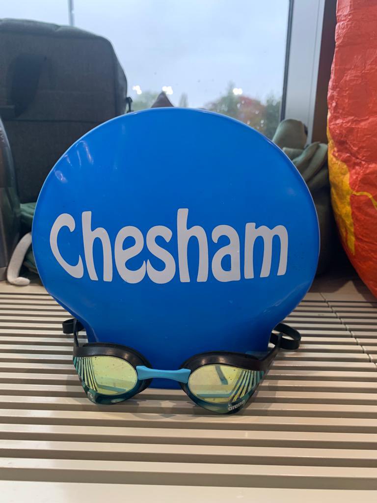 CheshamSC's tweet image. Luton Autumn 🍂 meet day 2. Good luck to #teamchesham swimmers #swimfast 💙🤍