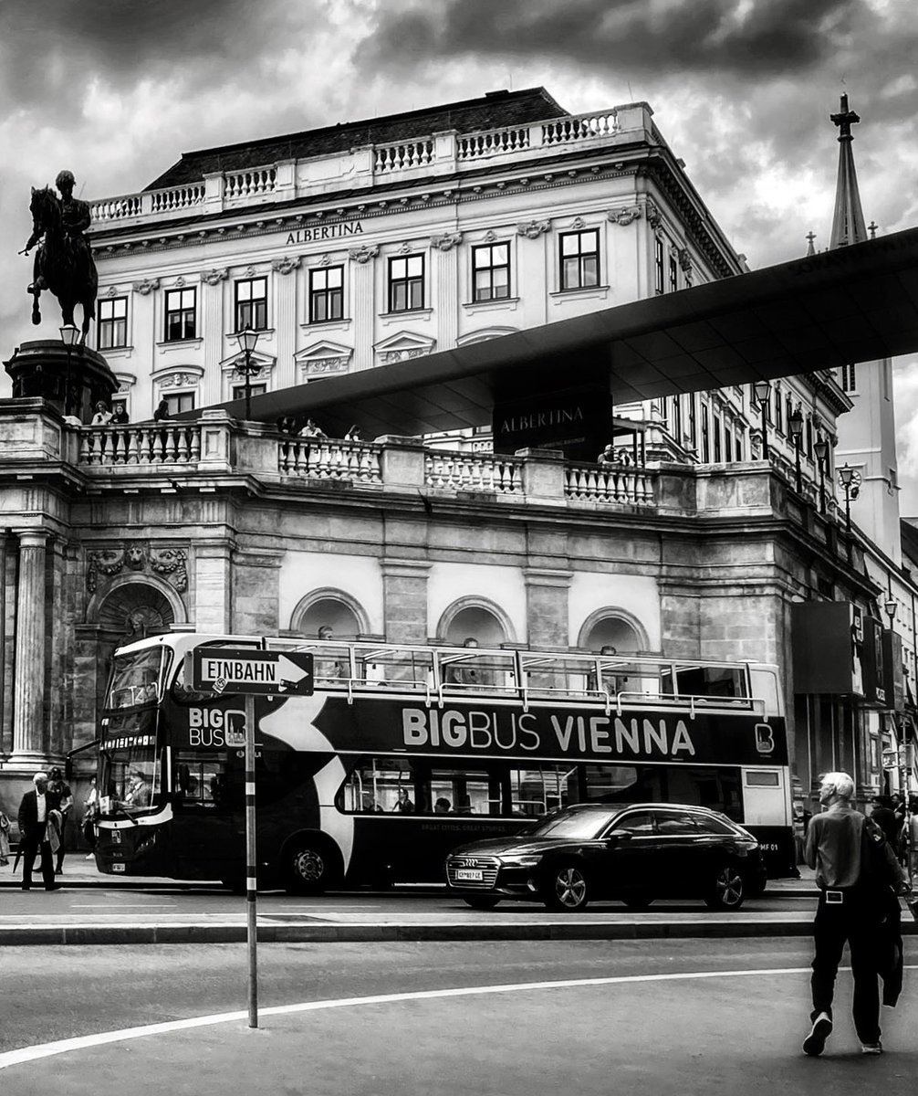 ozgur_1ey's tweet image. #photo #Photpgraphy #photooftheday #Vienna #museum #art #Austria 

📍Albertina Museum, Vienna