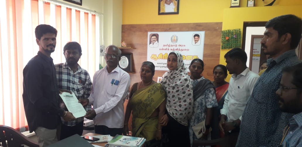 arokias20320622's tweet photo. கலைஞரின் கனவு திட்டமான கணினி அறிவியல் பாடத்தை மீண்டும் அரசுப்பள்ளியில் 6 முதல் 10 வரை நடைமுறைப்படுத்திட  ஆசிரியர் மனசு திட்டத்தின் வழியே 65ஆயிரம் கணினி ஆசிரியர்கள் கோரிக்கை மனு...
@CMOTamilnadu
@mkstalin
@Udhaystalin
@Anbil_Mahesh
@TThenarasu
@VinodthVj https://t.co/2sQPflACLo