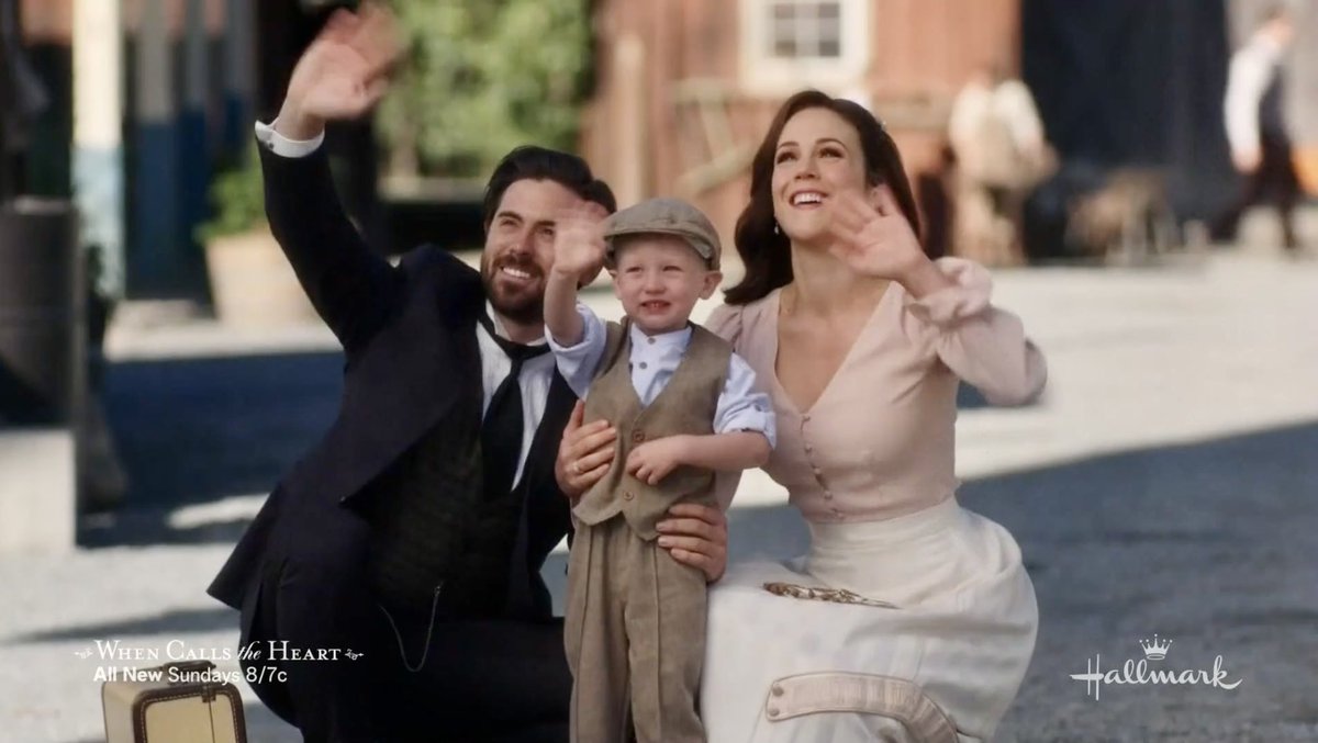inDEwetrust's tweet photo. Their special nickname. 
LJ was his priority. Just a few months after the first kiss, and he already thought of the three of them as a family. https://t.co/i8DcEKsSRm