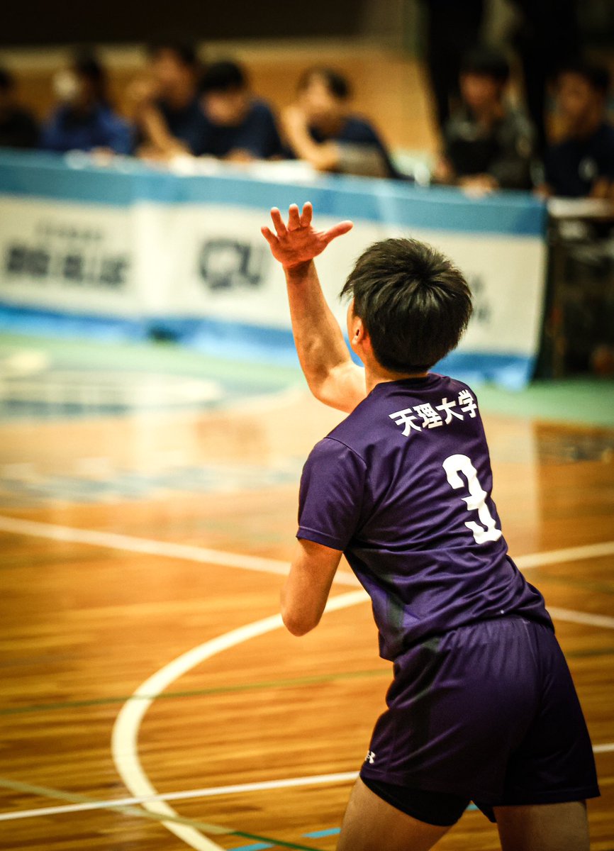 鋭いナイフみたいな切れ味のスパイクとサーブさすがでした #楠本岳