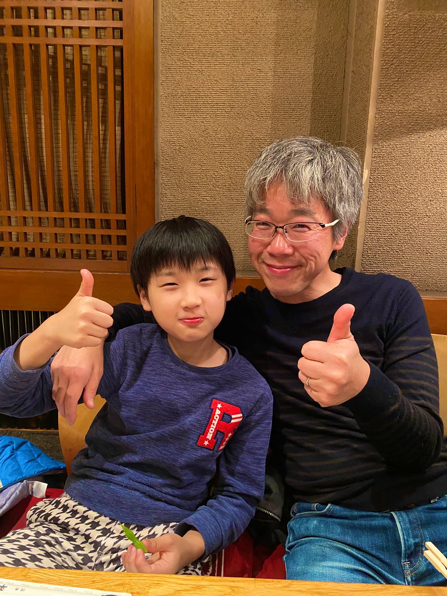 drumichikana's tweet photo. 札幌またね〜👋
次は11月初旬にcube gardenでドラム叩きに帰ってくるぜ〜🤘😁🤘🔥
ドラムの加藤先生 @dotanekomafu とも半年ぶりに再会！
次回はレッスンもお願いします😄
#ドラム #drums https://t.co/BHA2E5aw2M