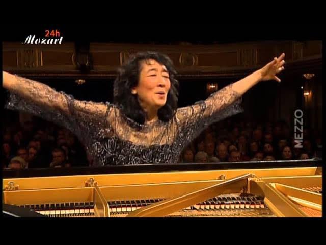 lookafool's tweet photo. it is the fantastic mitsuko uchida conducting and playing mozart 20! https://t.co/ciGNa1IZxg