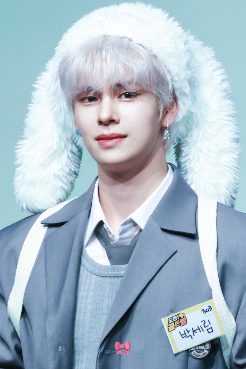 231014 HQ  

나 너한테 반했음.

 #CRAVITY #SERIM #크래비티 #세림 #박세림