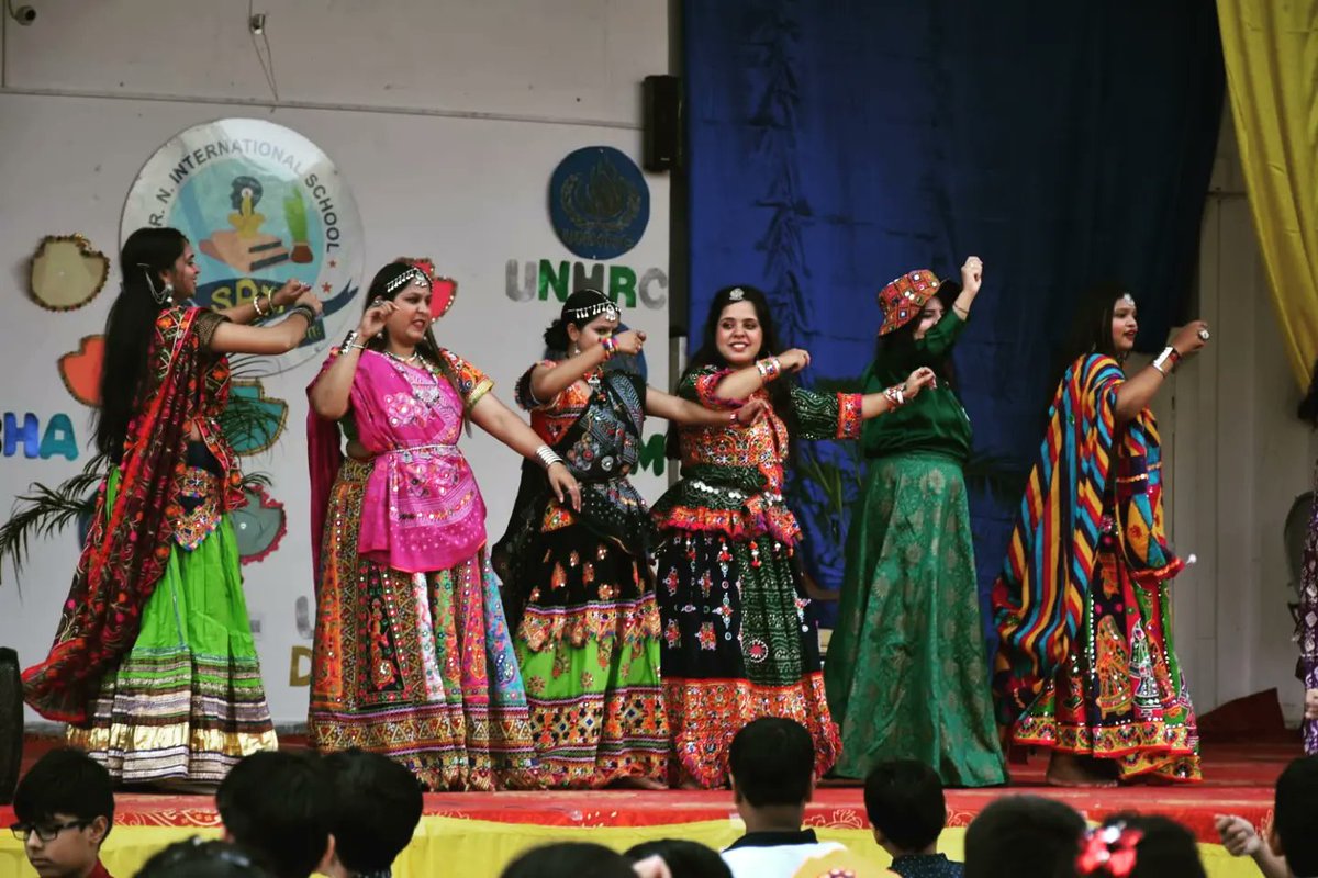 SRNSCHOOL's tweet photo. 🎉 Thank You for Making Our Dandiya Program Magical! 🌟 We're overwhelmed with gratitude for the incredible energy, laughter, and dance moves that filled the air at SRN Primary Wing's Dandiya Program. 
#SRNians #dandiya #gharba #navtari #Navratrifestival https://t.co/Wm5g44sW4F