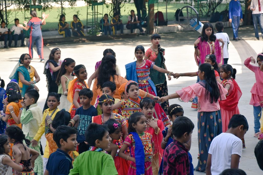 SRNSCHOOL's tweet photo. 🎉 Thank You for Making Our Dandiya Program Magical! 🌟 We're overwhelmed with gratitude for the incredible energy, laughter, and dance moves that filled the air at SRN Primary Wing's Dandiya Program. 
#SRNians #dandiya #gharba #navtari #Navratrifestival https://t.co/Wm5g44sW4F