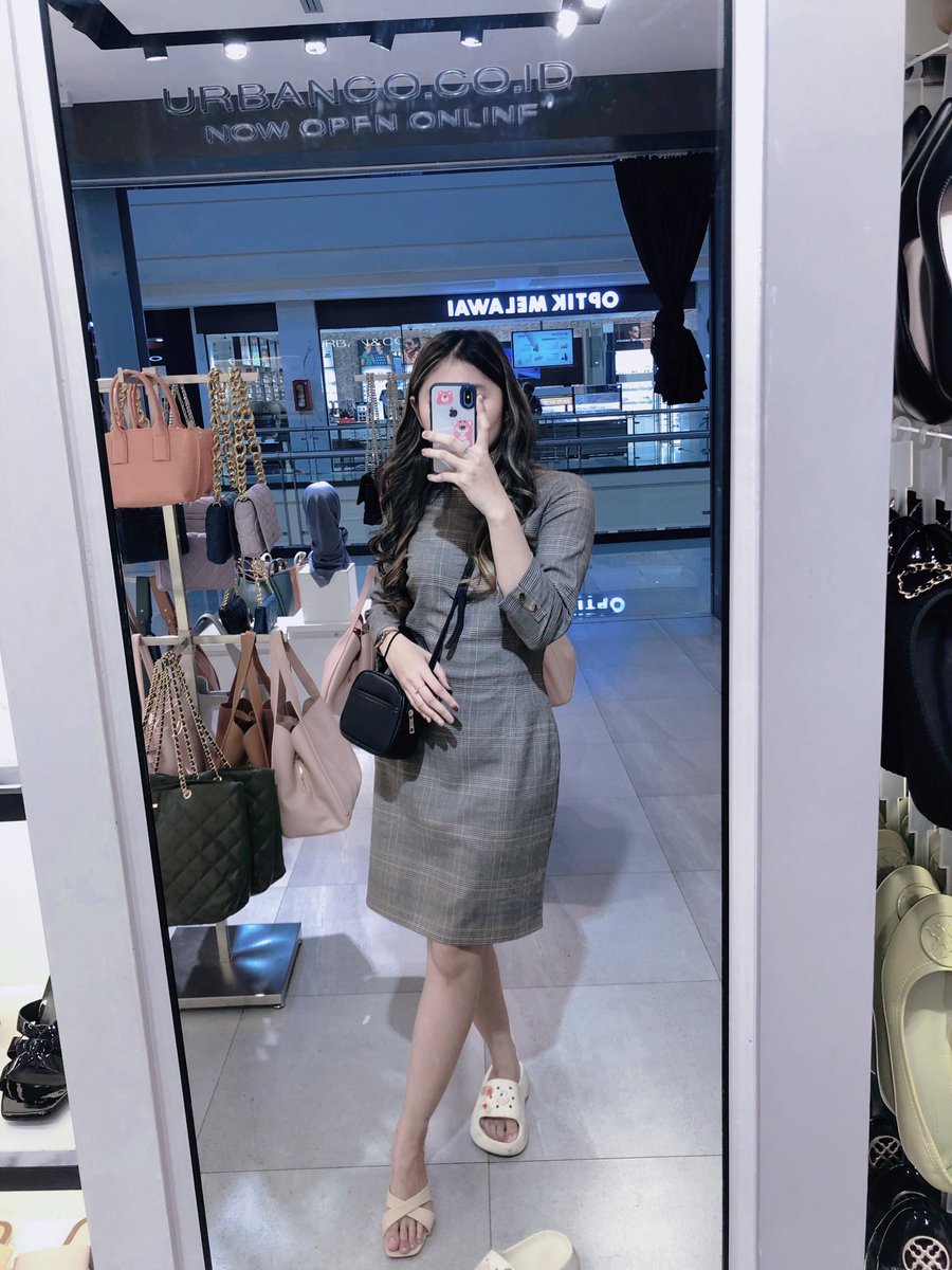 firdhasafitri2's tweet photo. 🧏🏻‍♀️ https://t.co/QpgbobERCJ