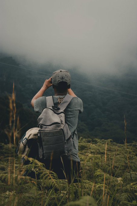 Kiranjaofgod's tweet photo. 1. BONDWA PEAK:
Si rahisi kufikika ni kila mtu sehemu hii kutokana na umbali na mwinuko wake.

Bondwa peak ni 2080mita kutoka usawa wa bahari na ni mwinuko mrefu kuliko yote kwenye safu ya milima ya uluguru.

Ukifika utajionea ndege wazuri,maua,ngedere n.k https://t.co/0DVyLCZGpm