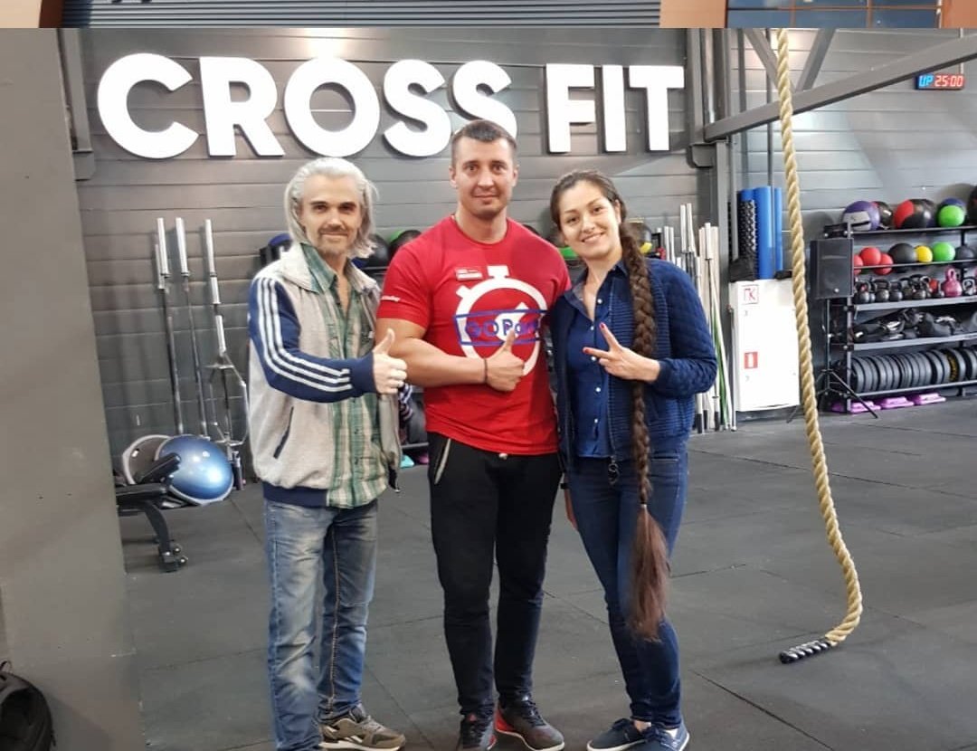 Marianna_fit's tweet photo. @Vlad_oman and I were visiting our friend @Alex_sev_9 today. Thank you Alex for the nice welcome and for the great day!😊✌️ #gym #fitness #fitnessbuddies #friends https://t.co/Rwdj8Pyq9v