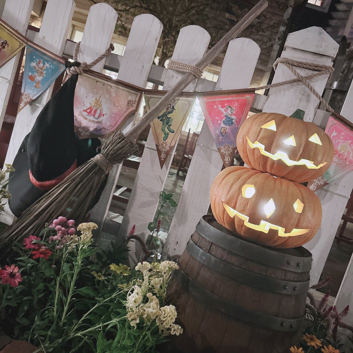 ameeee_w's tweet photo. ハロウィンのディズニー楽しかった〜🎃👍🏻 https://t.co/ytvriJ1Nle