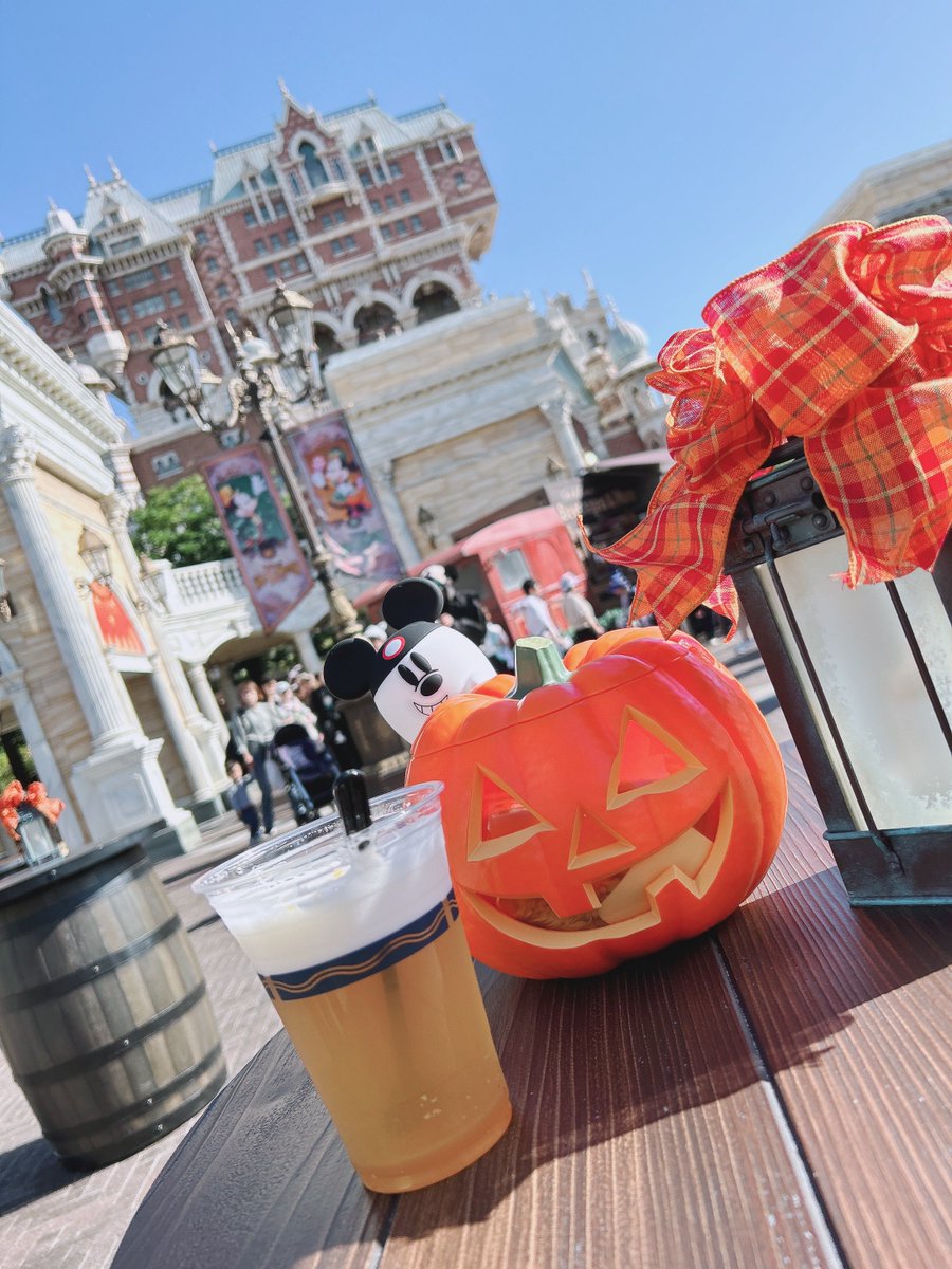 ameeee_w's tweet photo. ハロウィンのディズニー楽しかった〜🎃👍🏻 https://t.co/ytvriJ1Nle