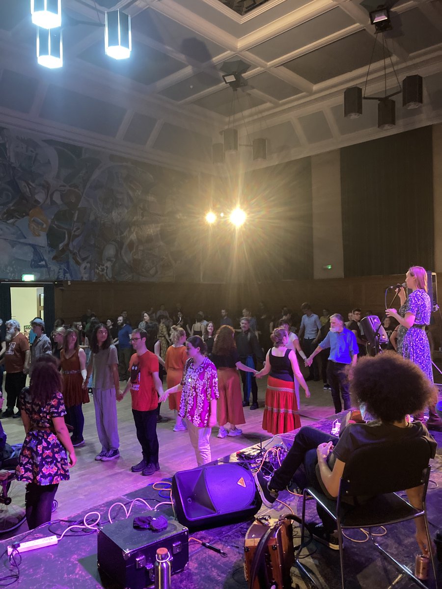 Lovely ceilidh at <a href="/KneesUpCecil/">Knees Up Ceilidhs</a>/<a href="/cecilsharphouse/">Cecil Sharp House</a> in London on Friday - thanks to so many of you for turning up for a boogie!

We're in London again on Thursday to play at the stunning <a href="/ConwayHall/">Conway Hall</a>, with support from our fave, <a href="/_queerfeminist/">Maddie Morris</a>! 

Come along!

grannysattic.org.uk/gigs/