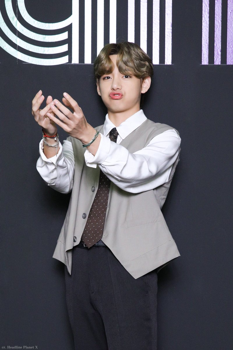 BTS_613Ari's tweet photo. 2023 MMA(メロンミュージックアワード)が開催決定！！

開催日
・2023年12月2日(土)

2023 MMAは、K-POP専用のインスパイアアリーナにて行われます。
直近でソロデビューを果たしたジョングクとテテの出演にも注目が集まっています。
今年は史上初の全編無料生中継です😭

🔗 https://t.co/DHlbrYx1xD https://t.co/lzqUMiXind