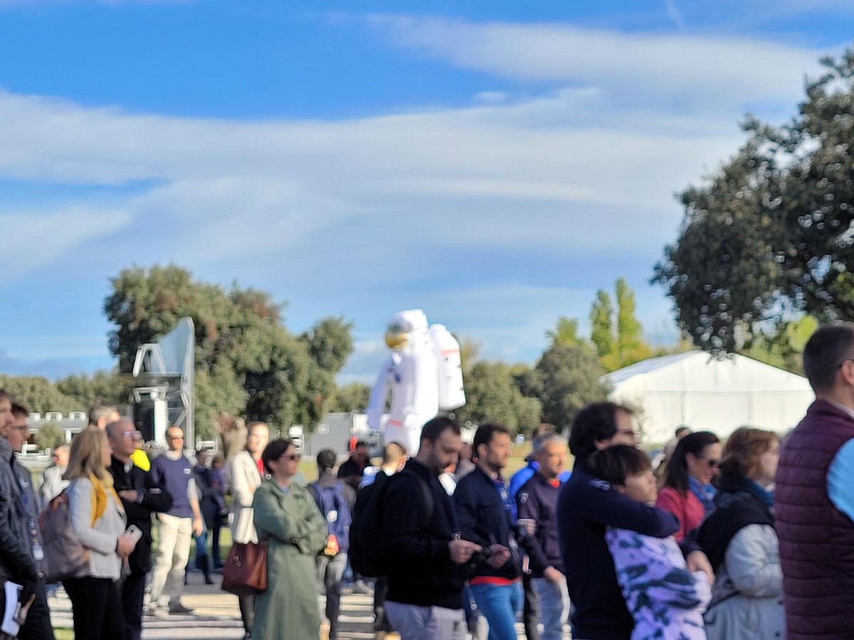 ESA España tweet media