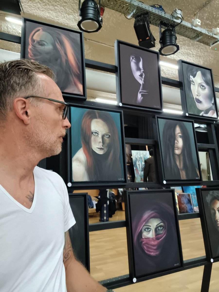 sulber72's tweet photo. #arttalents #swissart #kunstmarkt #oilpainting #exhibition #KUNSTAUSSTELLUNG https://t.co/2i904TB9ot
