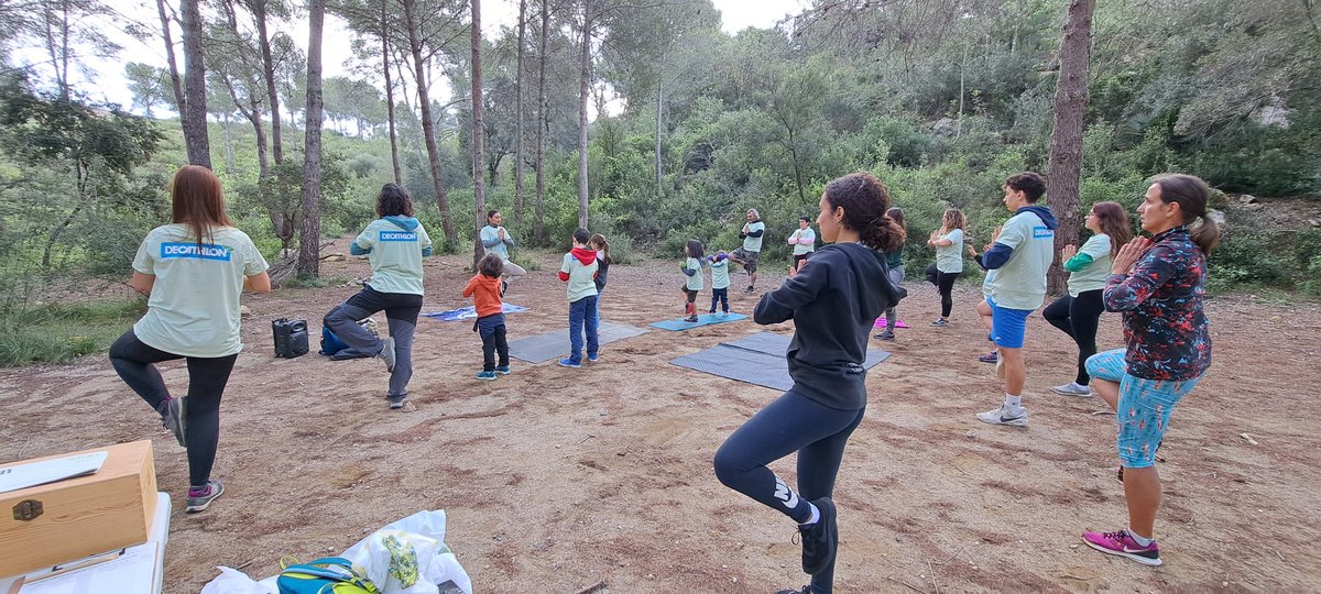 Comencem a agafar forces per recollir #residus amb una sessió de #ioga inspiradora amb la Mickaela.
#CatalunyaCleanUpChallenge #NATURAsenseBROSSA #plastiXnatura #SlowPickUp #InLoveWithNature
#AjutsTSAcat #ApSambiental #EntitatsAmbientals

#LCUE #lcue2023
<a href="/ennaturat1/">@ennaturat</a>
<a href="/Decathlon/">Decathlon</a>