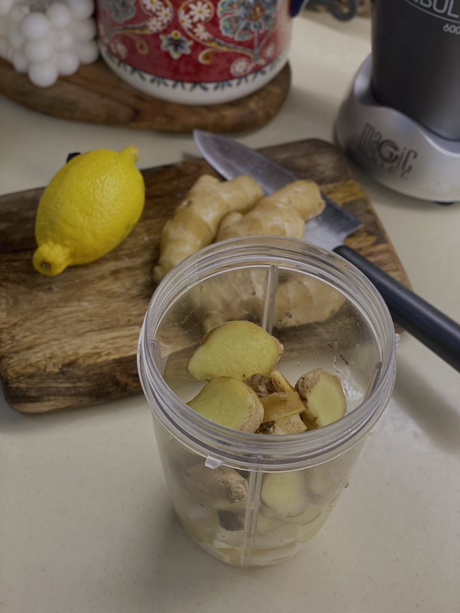 A_alshaike's tweet photo. Ginger and lemon shots 🫚🍋. https://t.co/TxTibaAsYr