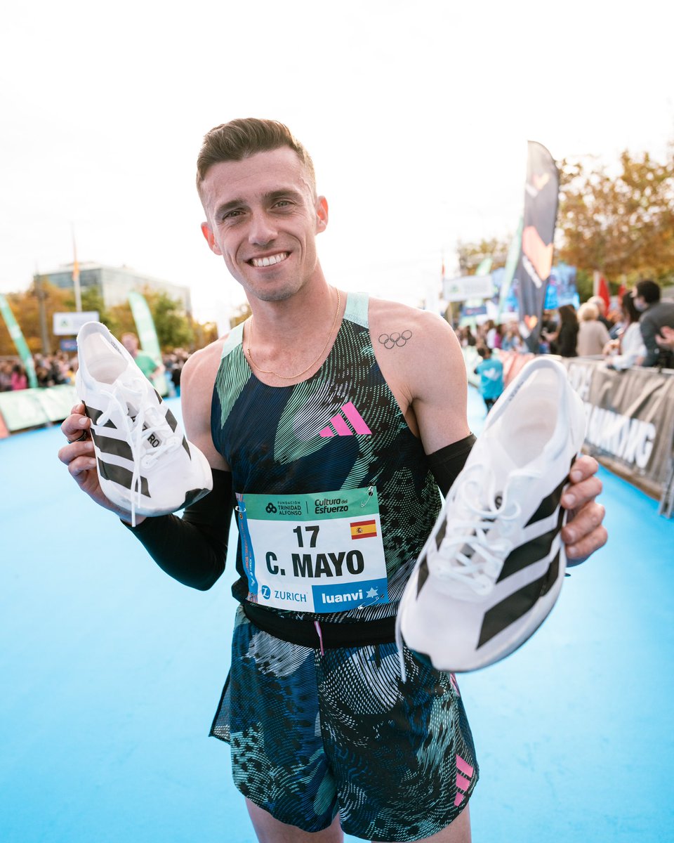 ¡¡¡CARLOS MAYO PULVERIZA EL RÉCORD DE ESPAÑA EN MEDIO MARATÓN!!! 🚨🇪🇸🔥 22 años después, el zaragozano lo ha conseguido en 59:39. ¡ÉPICO! 👟#Adizero Adios Pro Evo 1 #ImpossibleIsNothing @Charlieatle