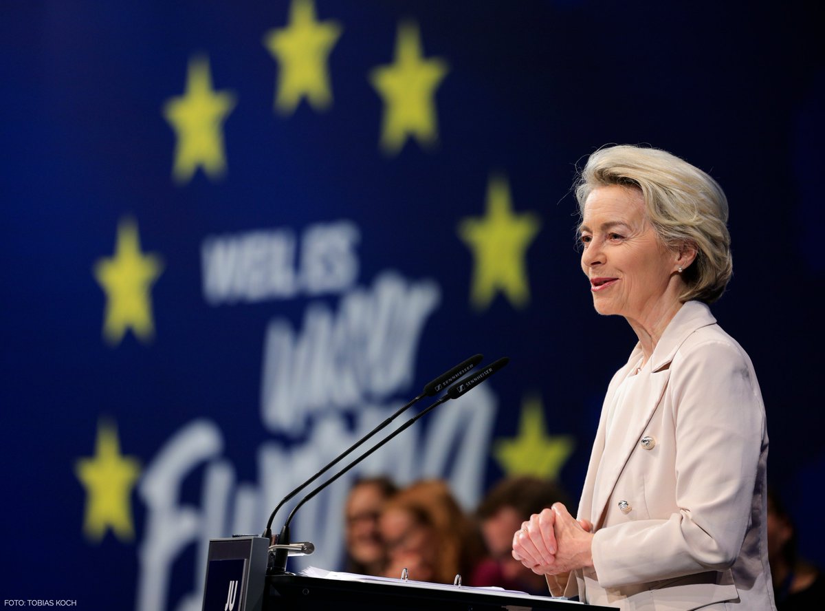 "Lang lebe Europa!" 🇪🇺

– <a href="/vonderleyen/">Ursula von der Leyen</a> #dlt23