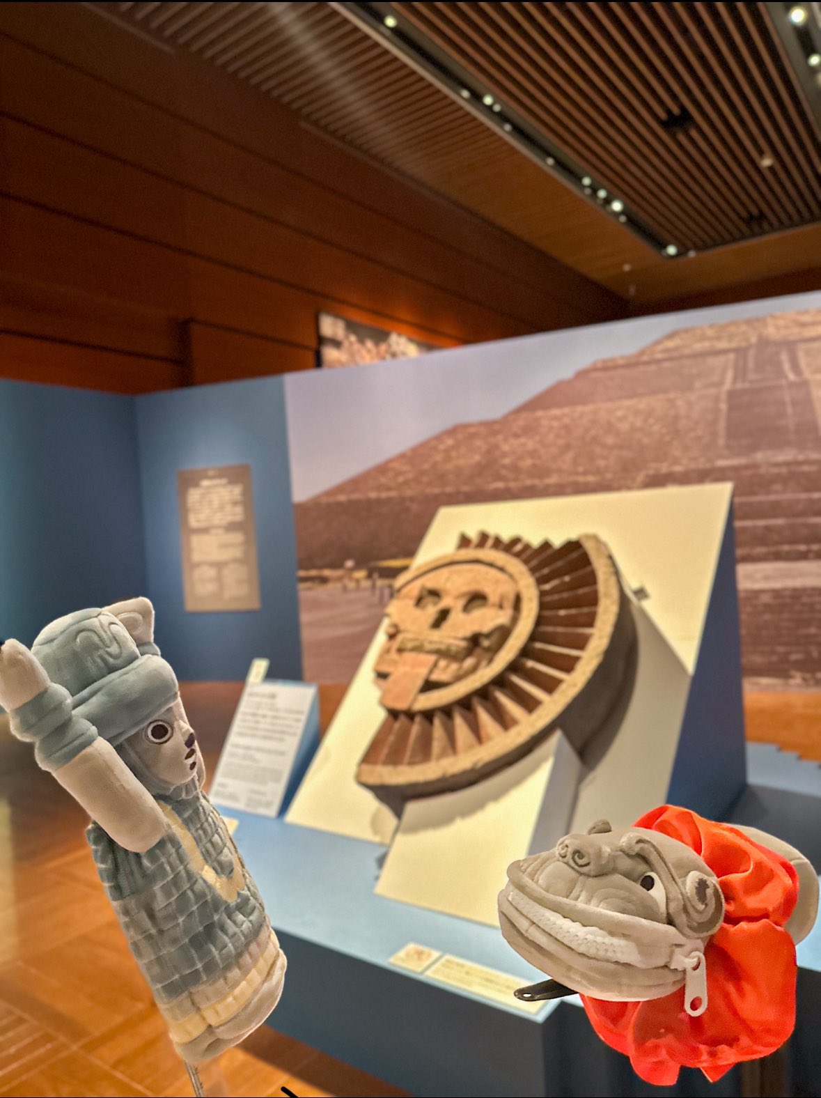 「大人気 新入荷 新品」に該当するファッション通販 特別展「古代メキシコ ―マヤ、アステカ、テオティワカン」 on X 絵画