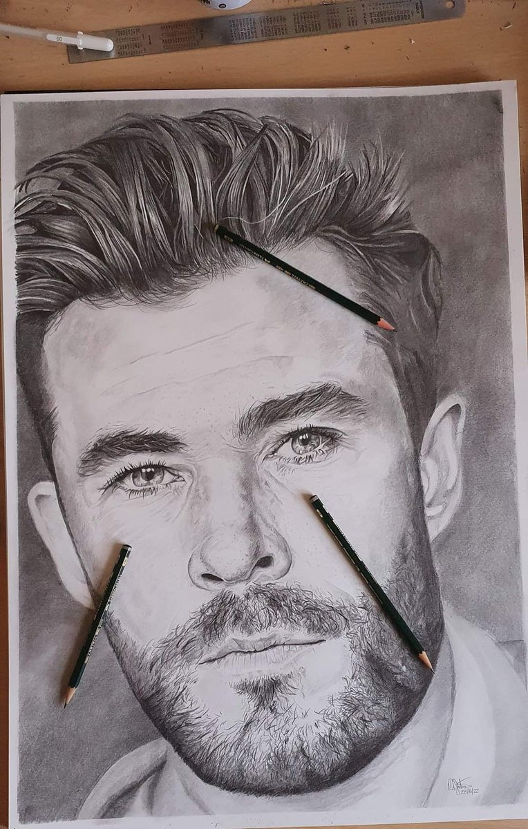 Thought i would share this pencil portrait i drew as a gift for my wife last year....i think.....yeah that sounds about right