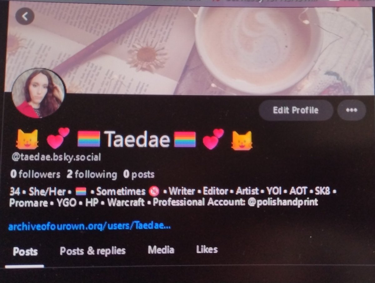 I'm officially over here now, too! Looking forward to exploring the fandom culture 💕