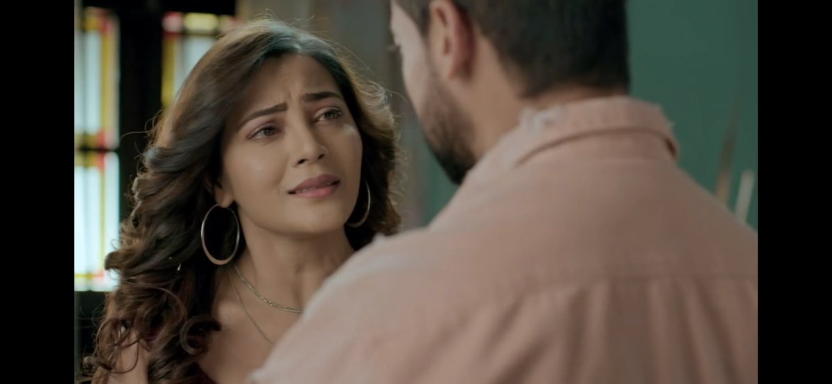 When Amrita  Veer discussed that their love story is not practical (with Ria’s love angle, complicated family dynamics &amp; their distant ‘homes’), it was an unexplored emotion - feeling love being reciprocated, but denouncing it at the same time.

#KaveriPriyam 
HBD KAVERI PRIYAM