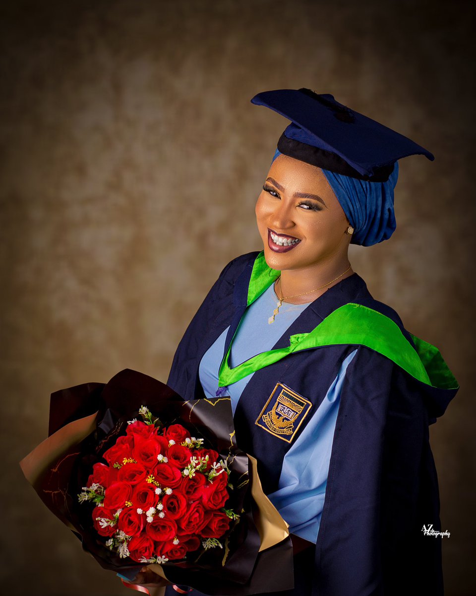 _EWATOMI_'s tweet photo. https://t.co/2WErYGmsad. Mathematics Bagged!✌️💅

ALHAMDULILLAH 🥺🤲 https://t.co/ODcZvMfqjL