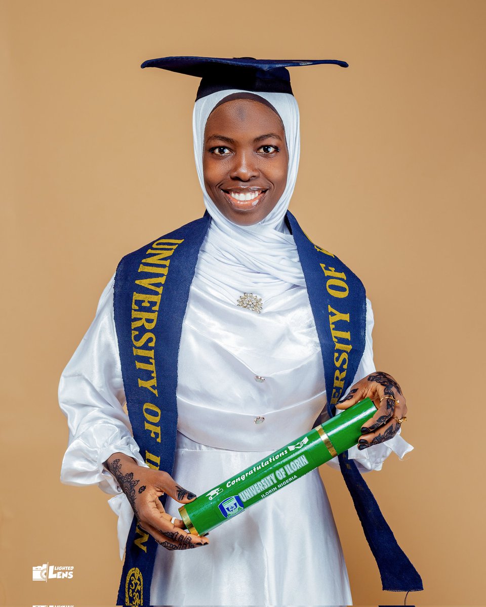 Cherished__'s tweet photo. Alhamdulillah, Mabrook 🎉!!!
Second Class (Upper Division) 
https://t.co/R91VpLPeO1. (Ed.) Educational Technology, University of Ilorin. 
Barakallahu feehi. https://t.co/1YJlgcZhxW