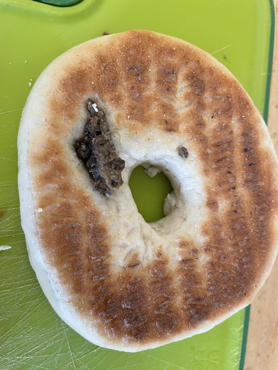 iandavidmcc's tweet photo. @Warburtons not sure what this is growing out of one of your bagels delivered by @sainsburys yesterday but it is slimy and vile https://t.co/a7fzMzmJy0