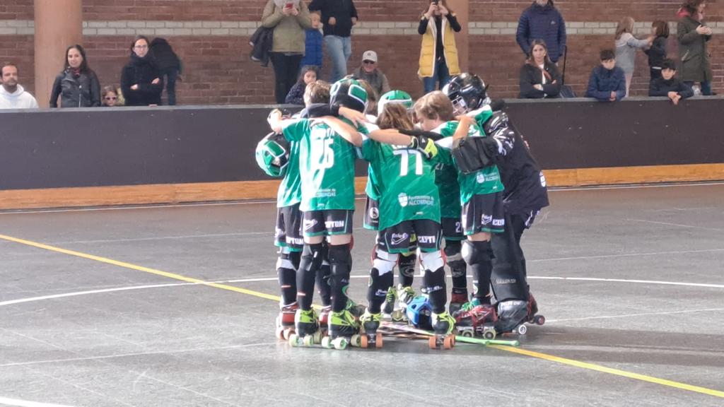 ClubPAlcobendas's tweet photo. #BaseCPA Cto. Aut. Benjamín 2ª Div.: @ClubPAlcobendas A 8- 3 SMB C #AlcobendasEsDeporte #TodosConjugamos #GananLosValores @FMPatinaje @Fundalcobendas https://t.co/tTLsiGAnPz