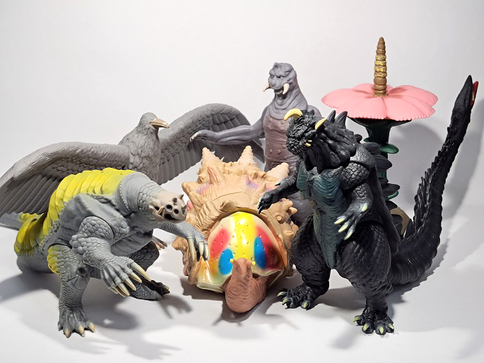 ブログ記事を更新しました。 これにてQ禍威獣たちがムビモンで揃い踏み