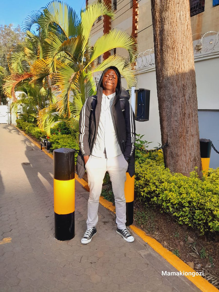 djwadeq's tweet photo. Masaaa ya Reggae on @Mulembe_FM . https://t.co/qO6hmq7DzJ