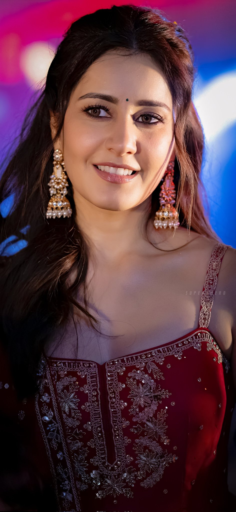 F9CWX8sboAAEYQh?format=jpg&name=large