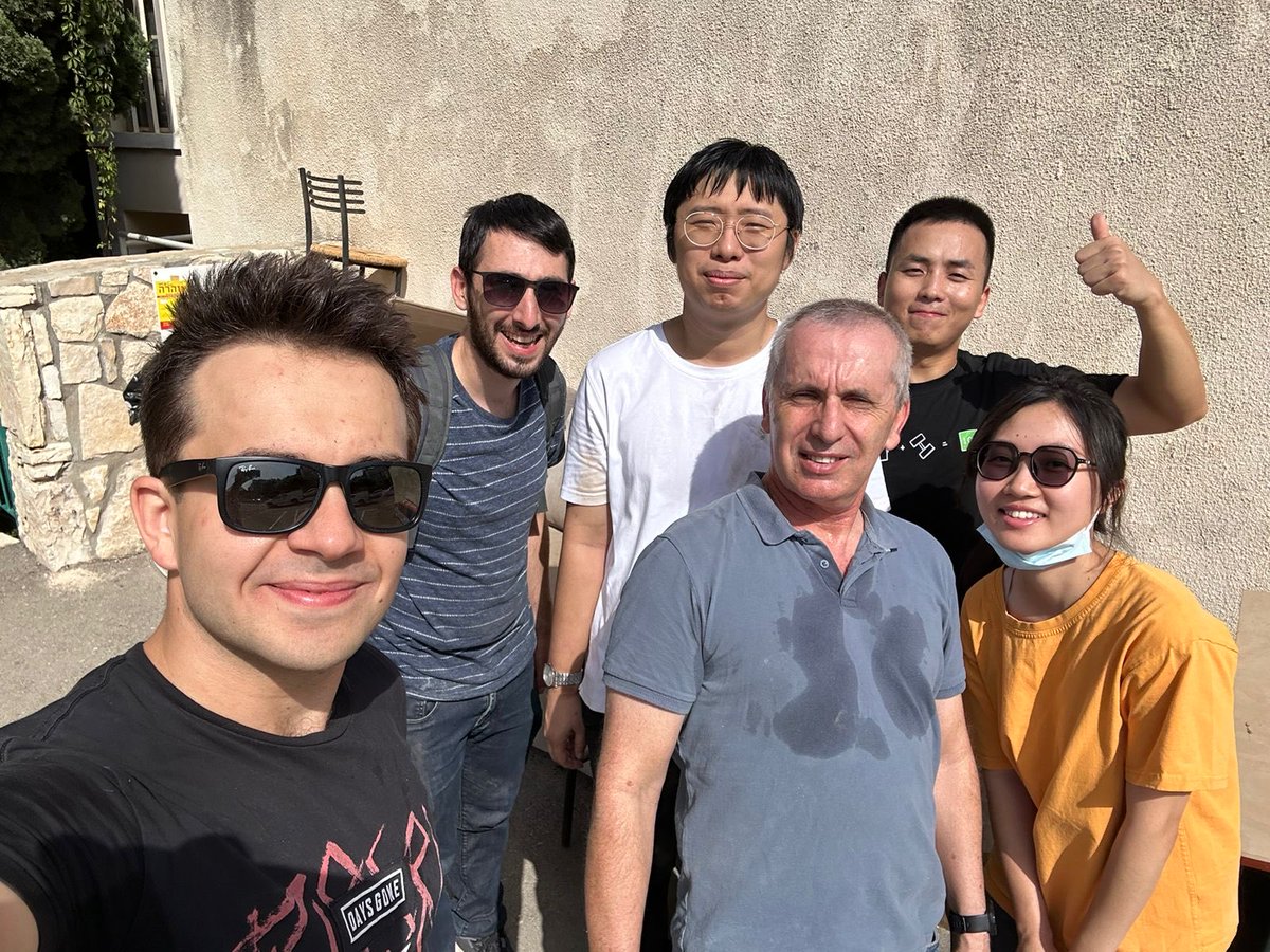 Gazit_Lab's tweet photo. Respect to Prof. Brandon, Dean of Chemical Engineering, and his wonderful international student team (including our own ⁦Jin Wang) …for rolling their sleeves and cleaning one of Haifa’s shelters. Thank you 🙏🏼 @JinWang03957788⁩   @TechnionLive⁩ https://t.co/4QRl6Bjffg