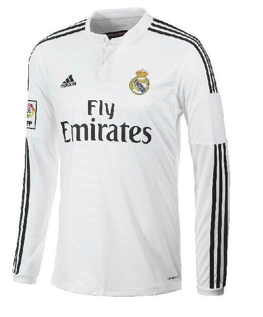 Footballtweet's tweet photo. We're all thinking of the same player when we see these images. https://t.co/6pq5dlPDzn